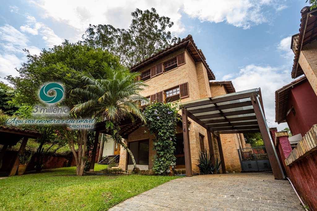 Casa em Carapicuíba, no bairro Chácara dos Lagos