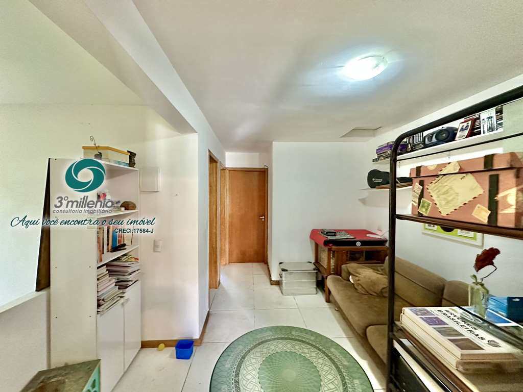 Casa em Carapicuíba, no bairro Parque Ideal