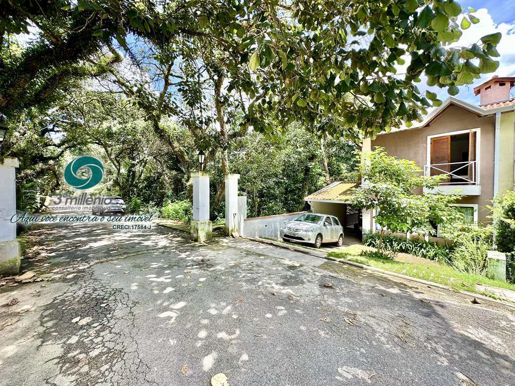 Casa em Carapicuíba, no bairro Parque Ideal