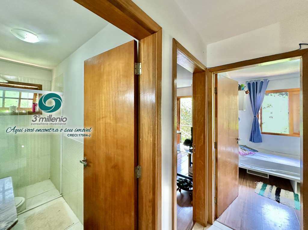 Casa em Carapicuíba, no bairro Parque Ideal