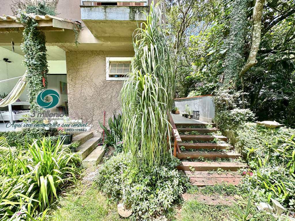 Casa em Carapicuíba, no bairro Parque Ideal