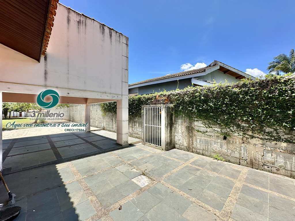 Casa em Carapicuíba, no bairro Jardim Ana Estela