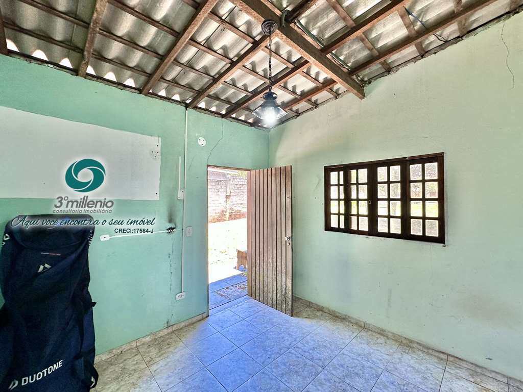 Casa em Carapicuíba, no bairro Jardim Ana Estela
