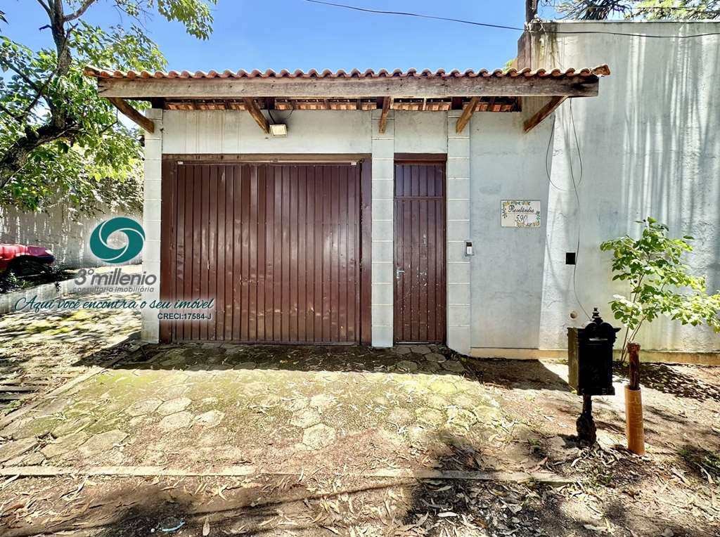 Casa em Carapicuíba, no bairro Jardim Ana Estela
