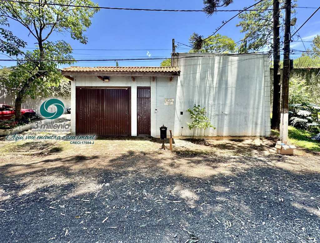 Casa em Carapicuíba, no bairro Jardim Ana Estela