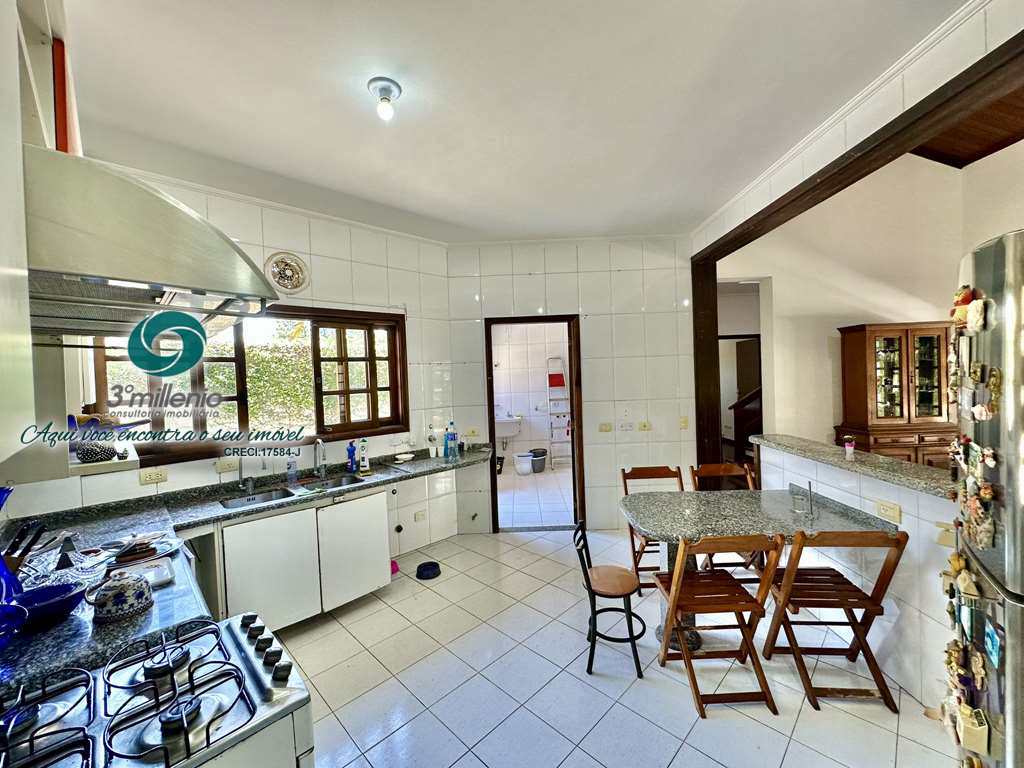 Casa em Carapicuíba, no bairro Jardim Ana Estela
