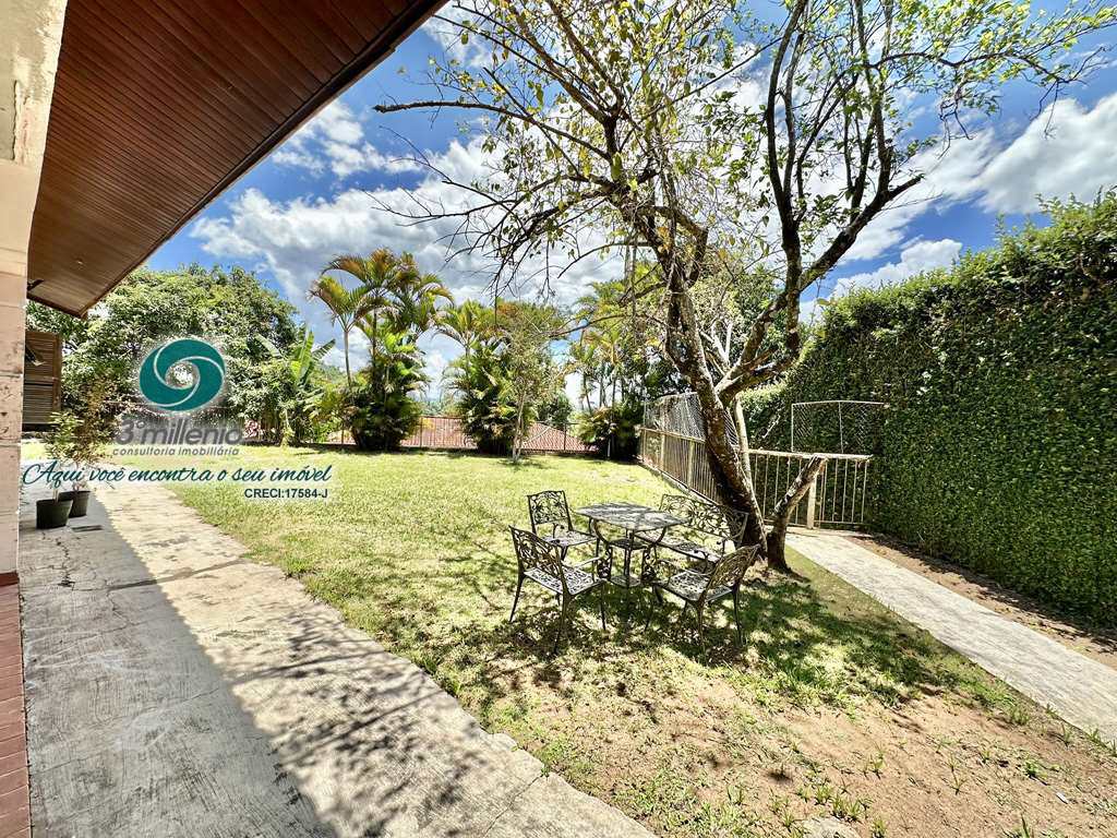 Casa em Carapicuíba, no bairro Jardim Ana Estela