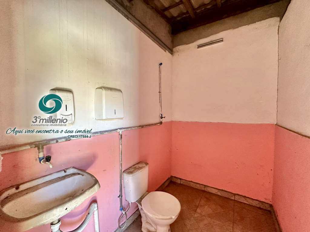 Casa em Carapicuíba, no bairro Jardim Ana Estela