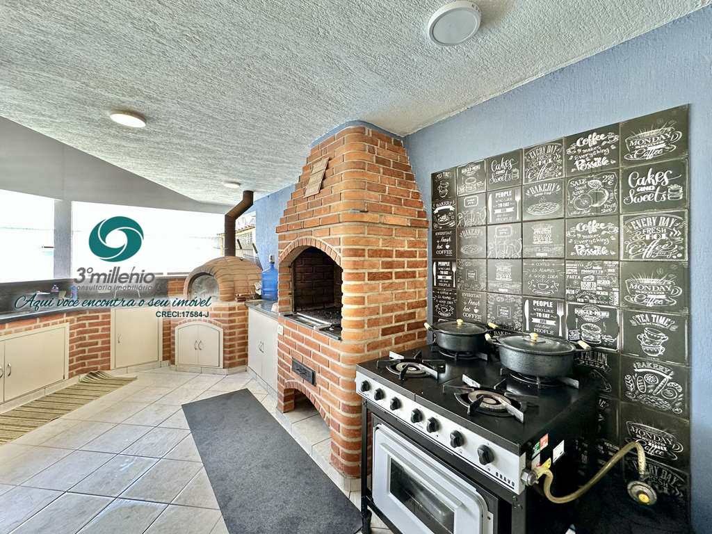 Casa em Cotia, no bairro Granja Viana II