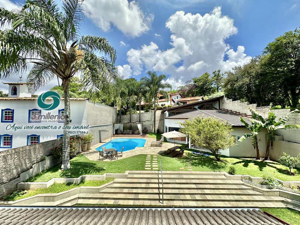 Casa em Cotia, no bairro Granja Viana II