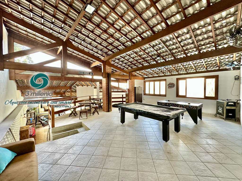 Casa em Cotia, no bairro Granja Viana II