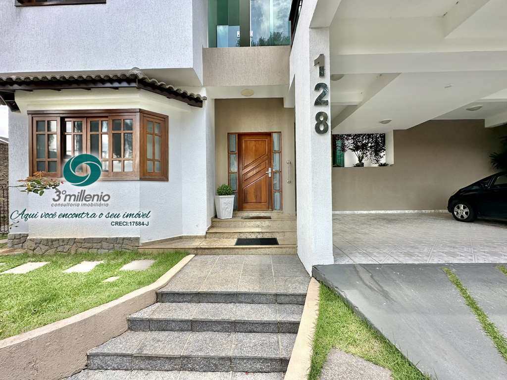 Casa em Cotia, no bairro Granja Viana II