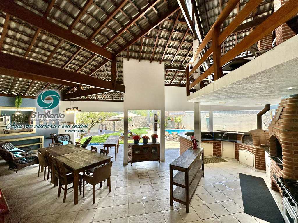 Casa em Cotia, no bairro Granja Viana II