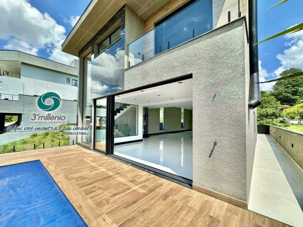 Casa em Cotia, no bairro São Paulo II