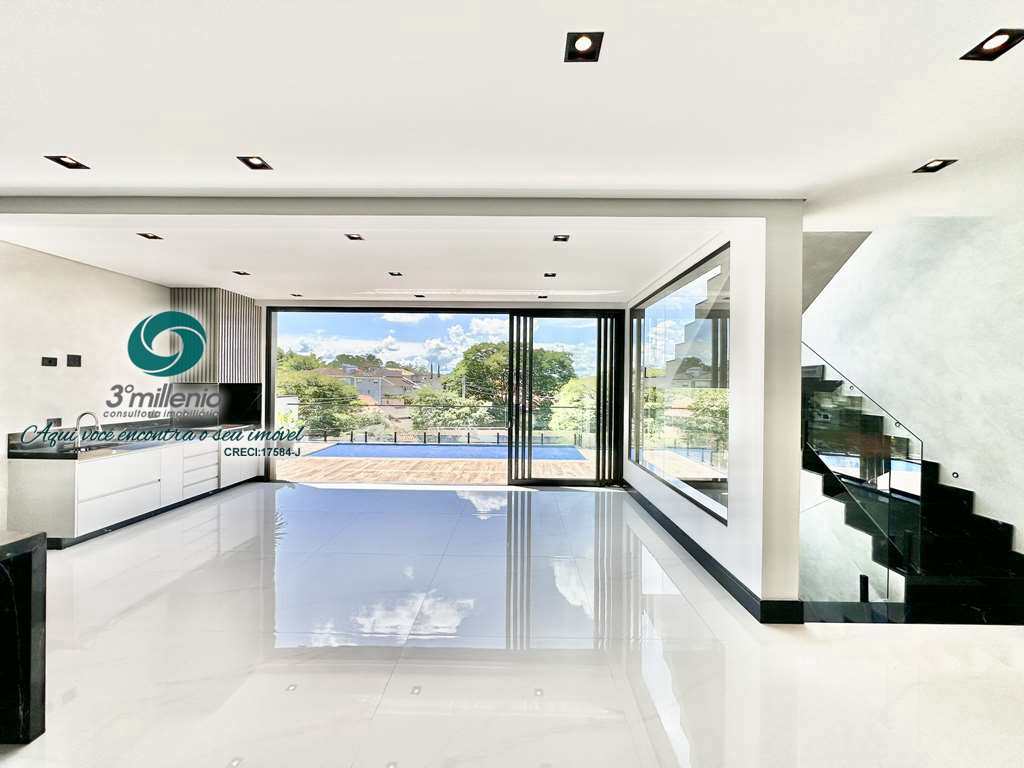 Casa em Cotia, no bairro São Paulo II