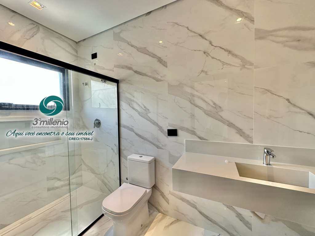 Casa em Cotia, no bairro São Paulo II