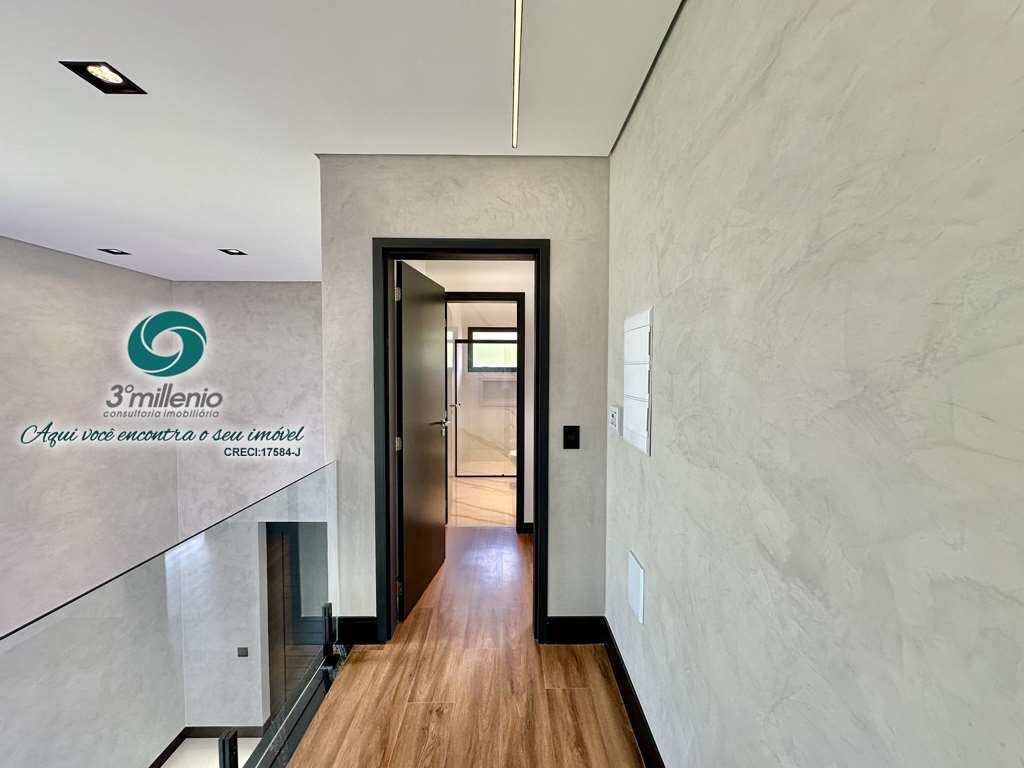 Casa em Cotia, no bairro São Paulo II