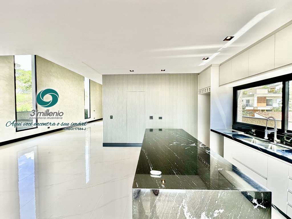 Casa em Cotia, no bairro São Paulo II