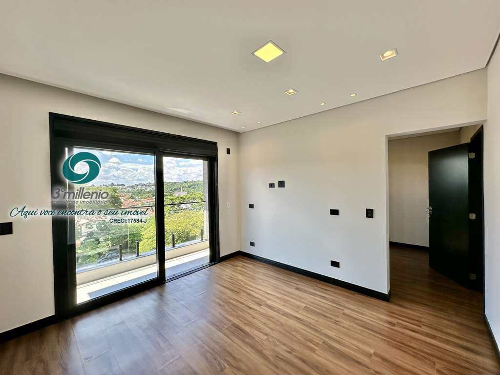 Casa em Cotia, no bairro São Paulo II