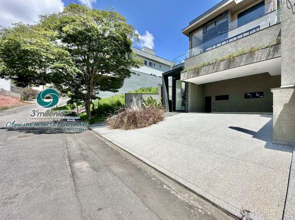 Casa em Cotia, no bairro São Paulo II