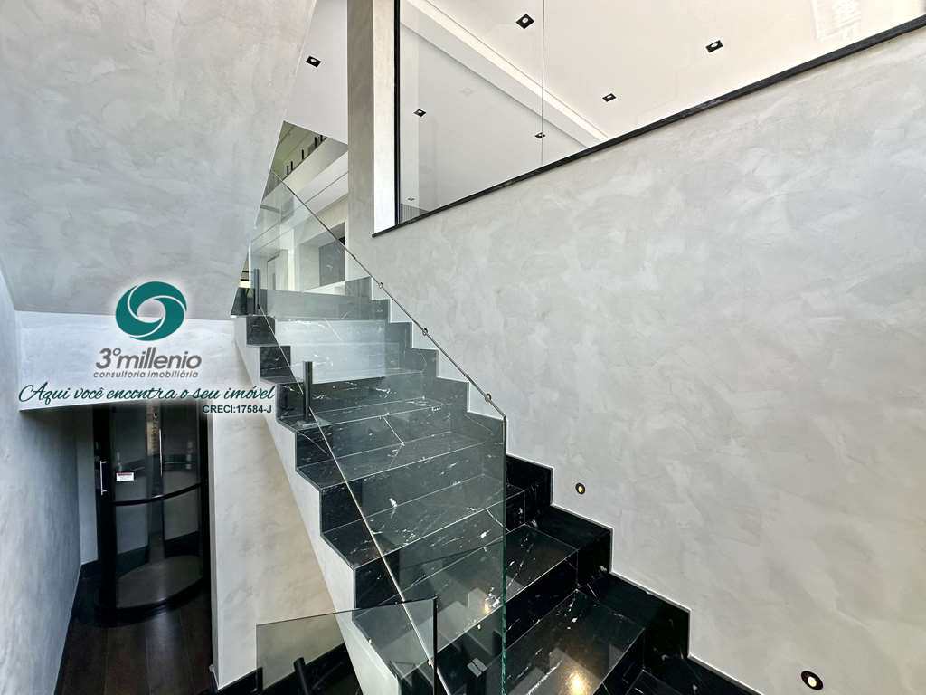 Casa em Cotia, no bairro São Paulo II