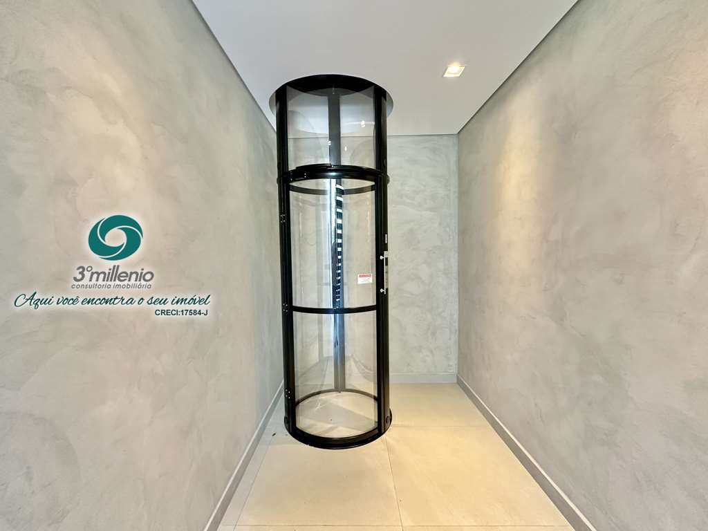 Casa em Cotia, no bairro São Paulo II