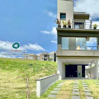 Casa em Cotia, bairro das Pedras