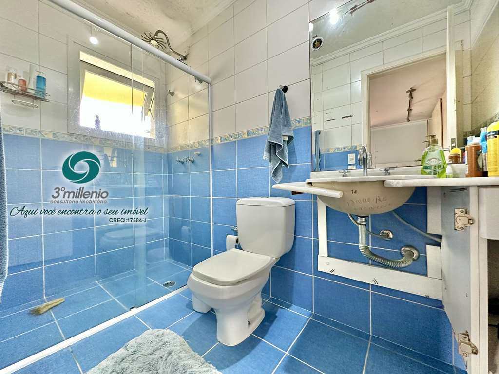 Casa em Cotia, no bairro São Paulo II