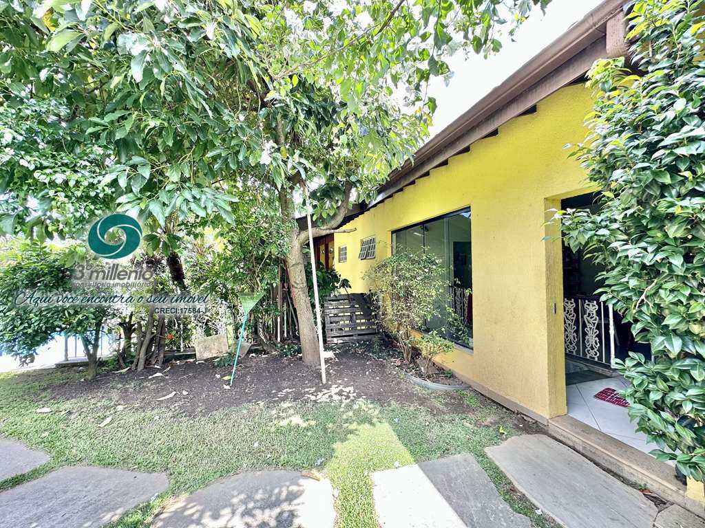 Casa em Cotia, no bairro São Paulo II