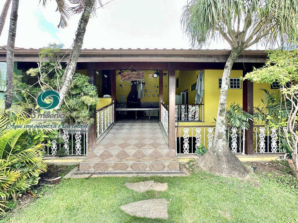 Casa em Cotia, no bairro São Paulo II