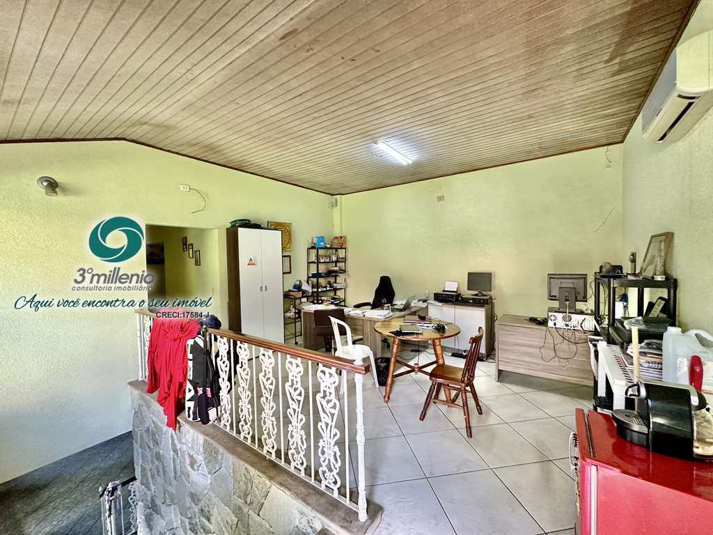 Casa em Cotia, no bairro São Paulo II