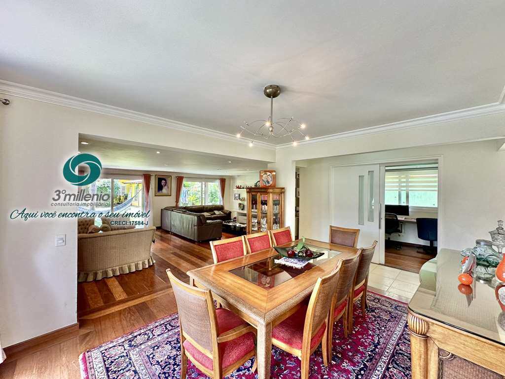 Casa em Cotia, no bairro São Paulo II