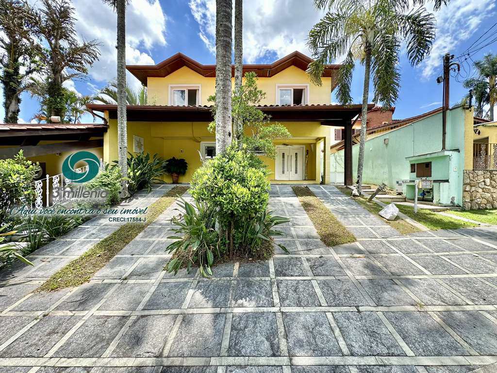 Casa em Cotia, no bairro São Paulo II