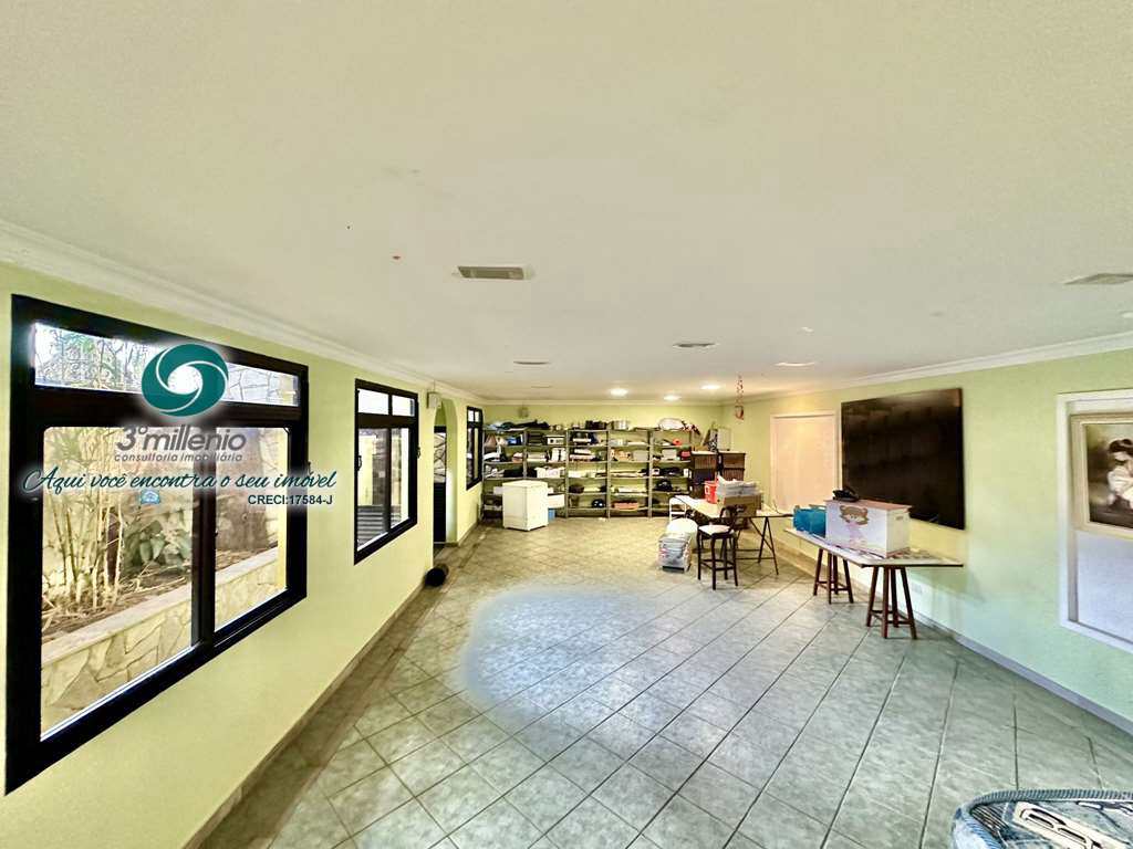 Casa em Cotia, no bairro São Paulo II