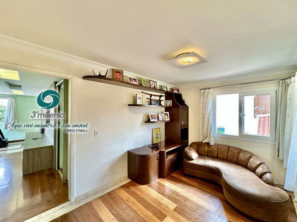 Casa em Cotia, no bairro São Paulo II