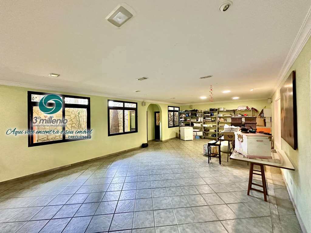 Casa em Cotia, no bairro São Paulo II