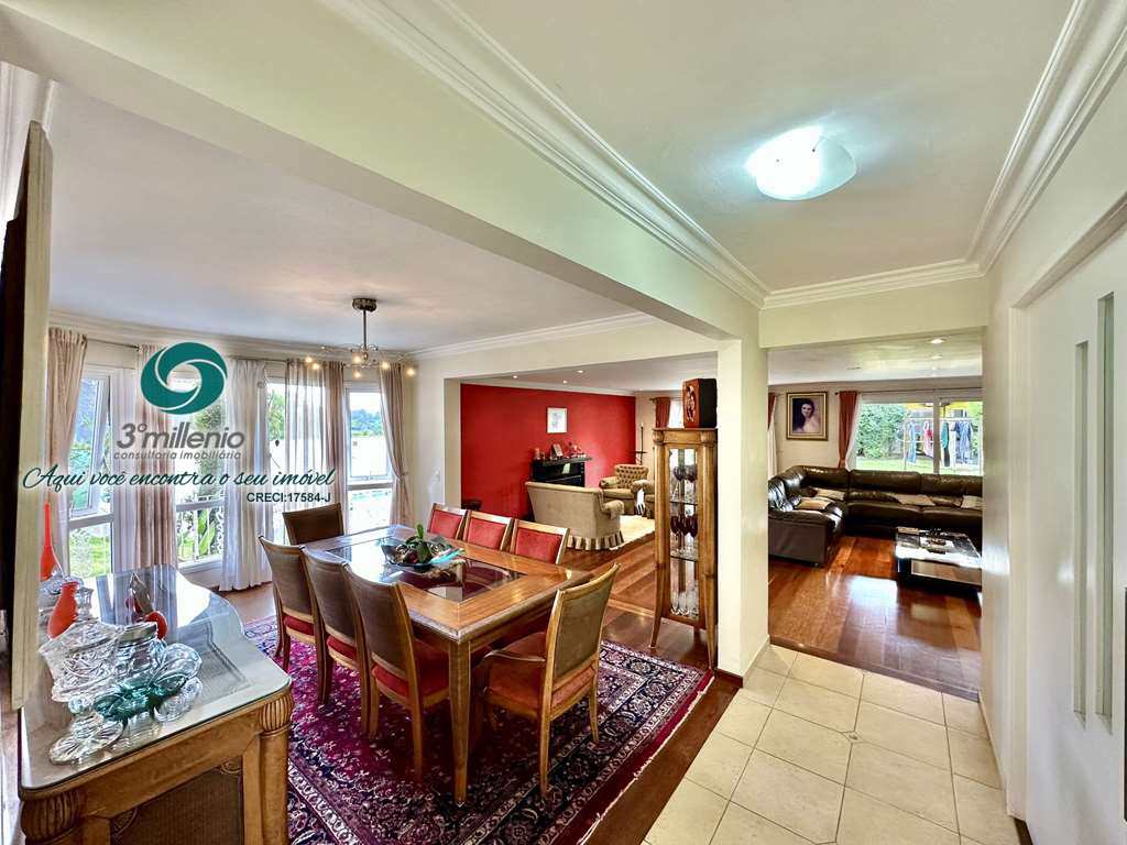 Casa em Cotia, no bairro São Paulo II