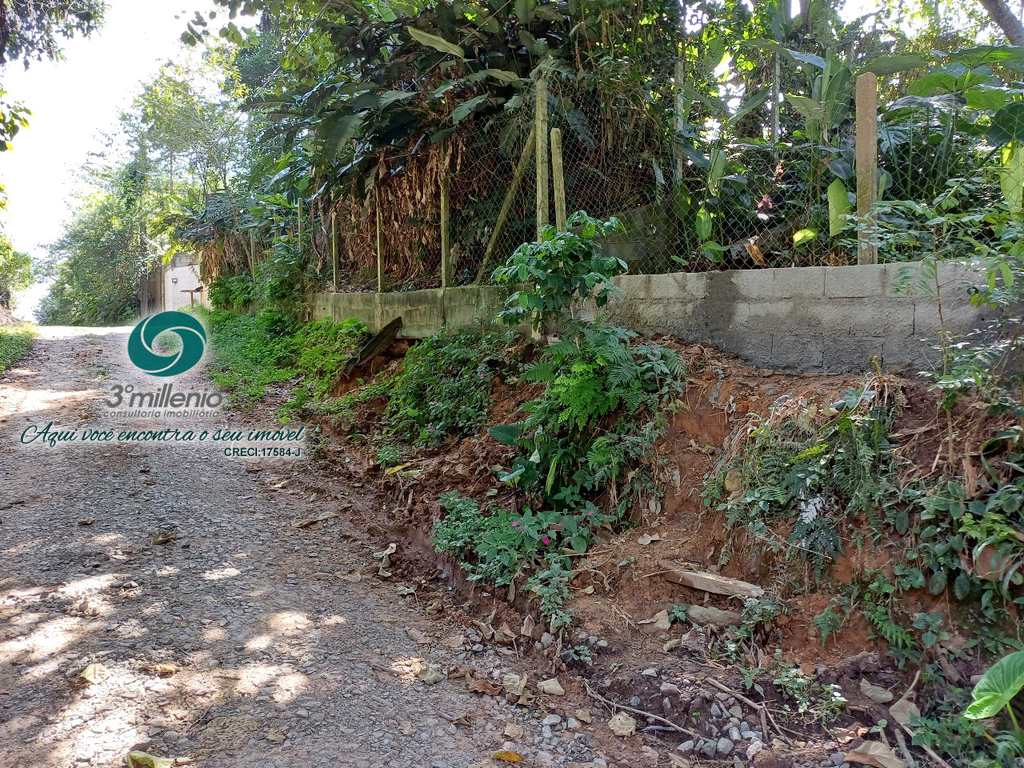 Terreno em Cotia, no bairro Jardim Colibri