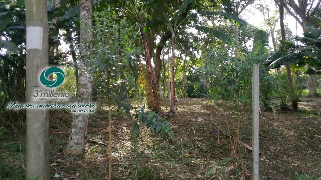 Terreno em Cotia, no bairro Jardim Colibri
