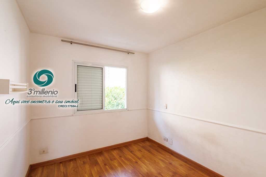 Casa em Cotia, no bairro Granja Viana