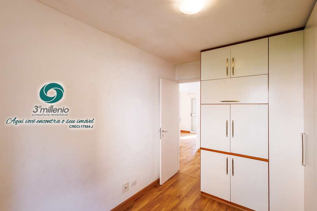 Casa em Cotia, no bairro Granja Viana