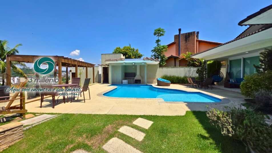 Casa em Cotia, no bairro São Paulo II