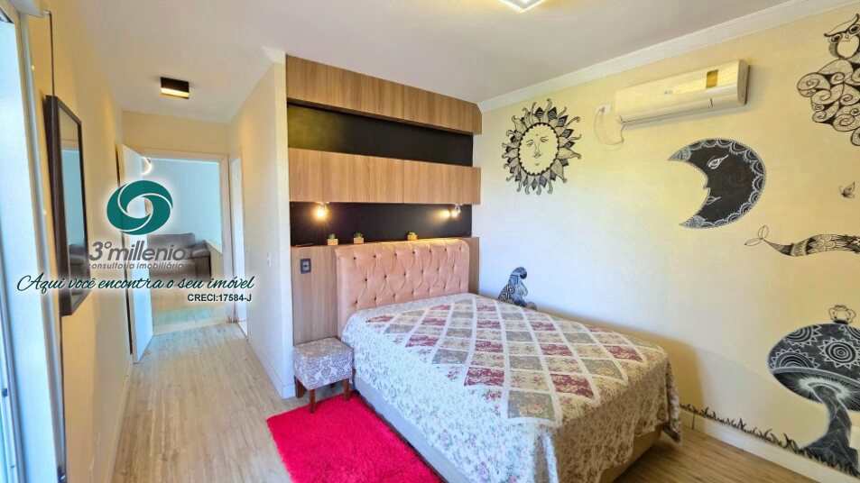 Casa em Cotia, no bairro São Paulo II