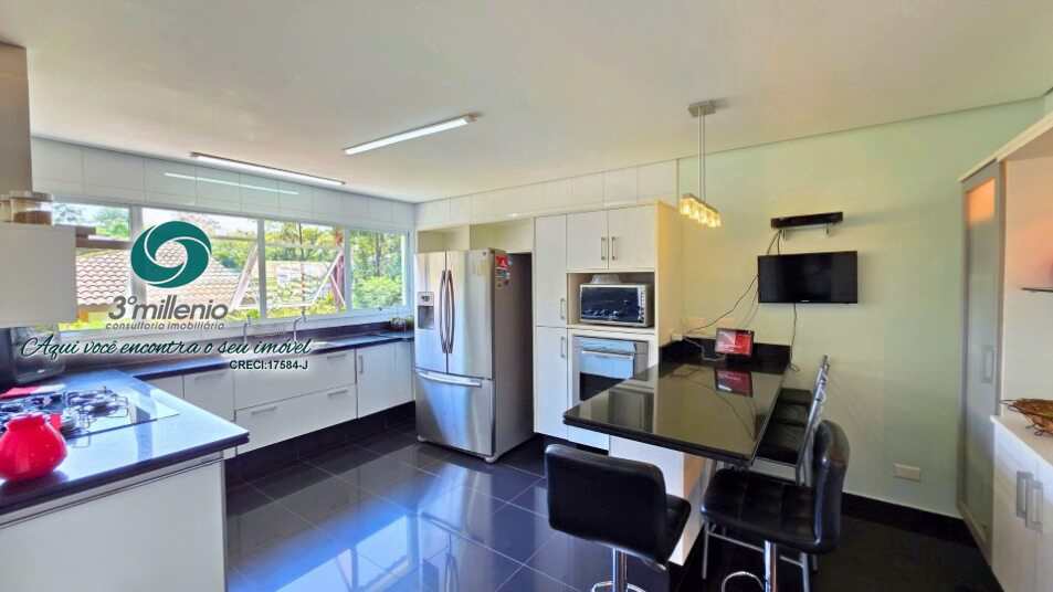 Casa em Cotia, no bairro São Paulo II