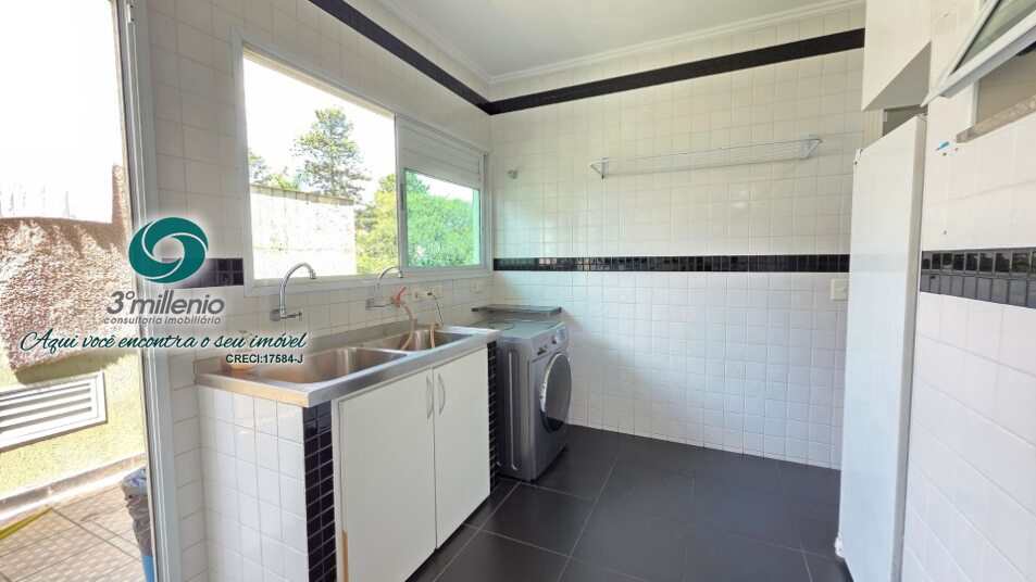 Casa em Cotia, no bairro São Paulo II