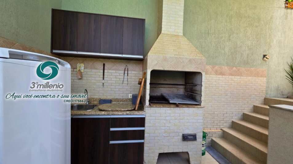 Casa em Cotia, no bairro São Paulo II