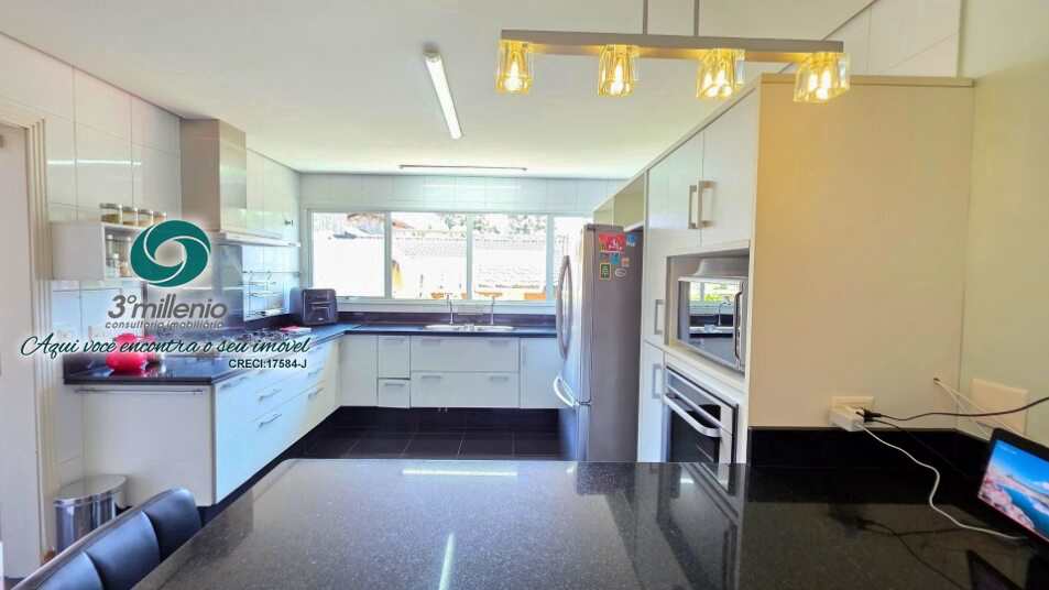 Casa em Cotia, no bairro São Paulo II