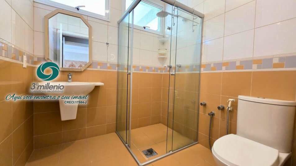 Casa em Cotia, no bairro São Paulo II