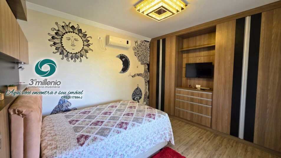 Casa em Cotia, no bairro São Paulo II