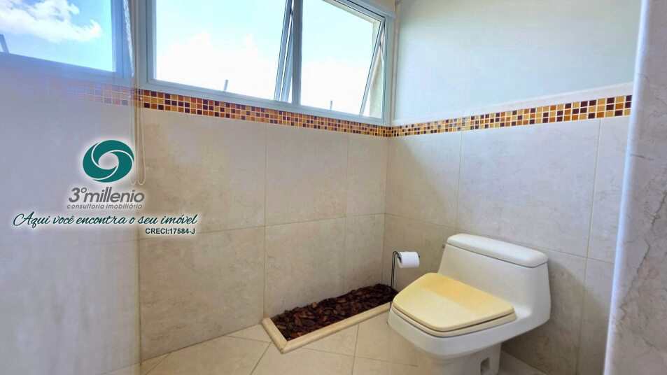 Casa em Cotia, no bairro São Paulo II